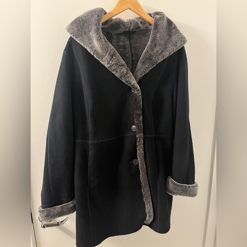 Finest genuine Spanish shearling, Hide society black fur coat